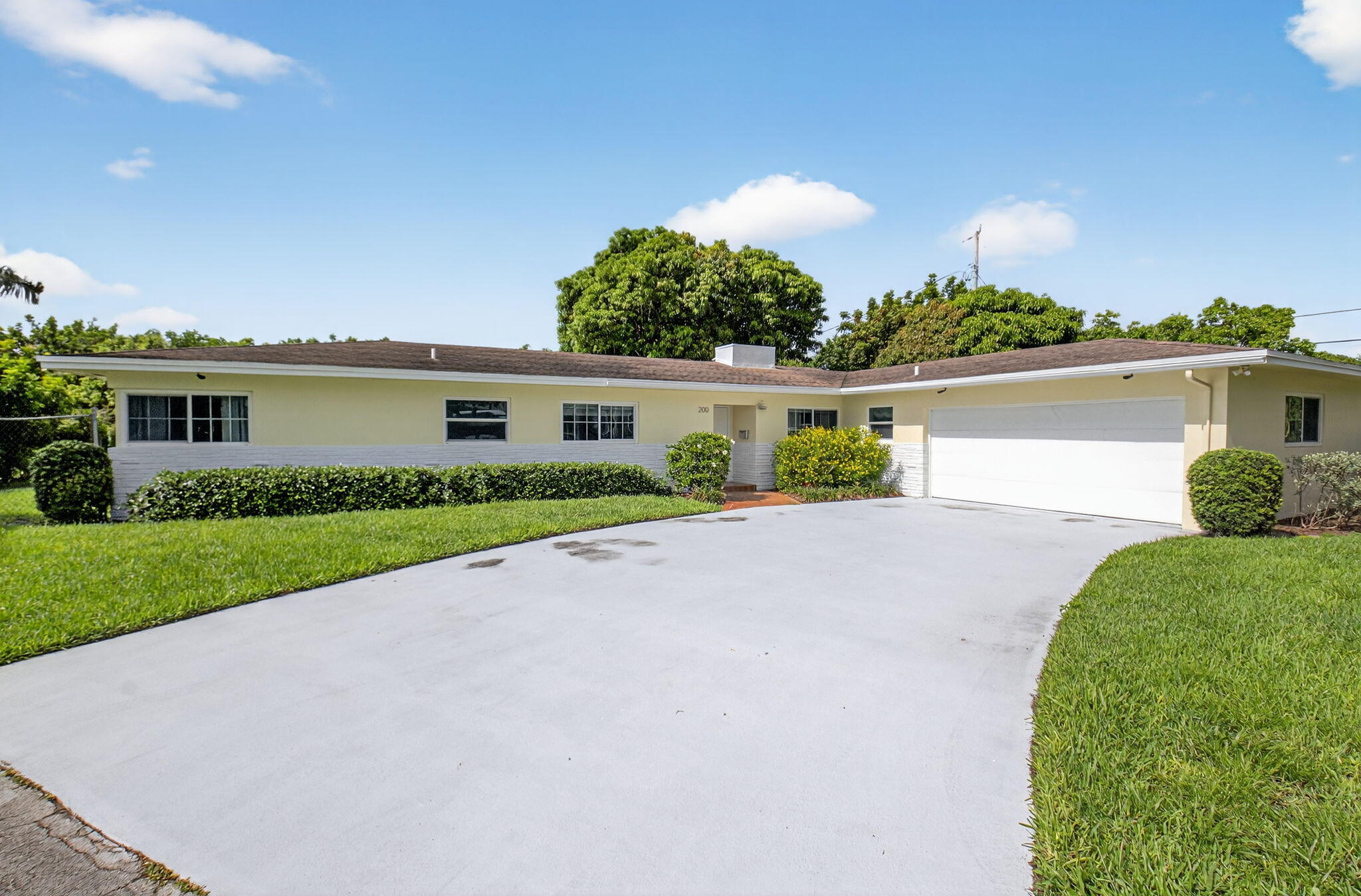 200 NW 2nd Street  Delray Beach FL 33444 photo