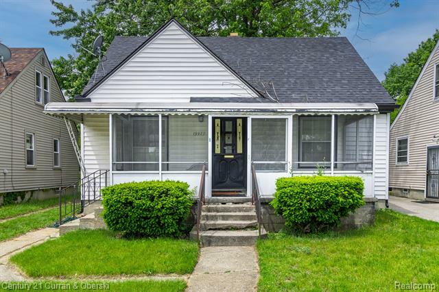 Property Photo: 19977 Santa Barbara Drive MI 48221