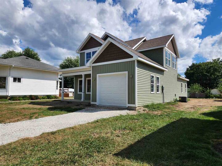 Property Photo: 407 E Main Street IN 47330