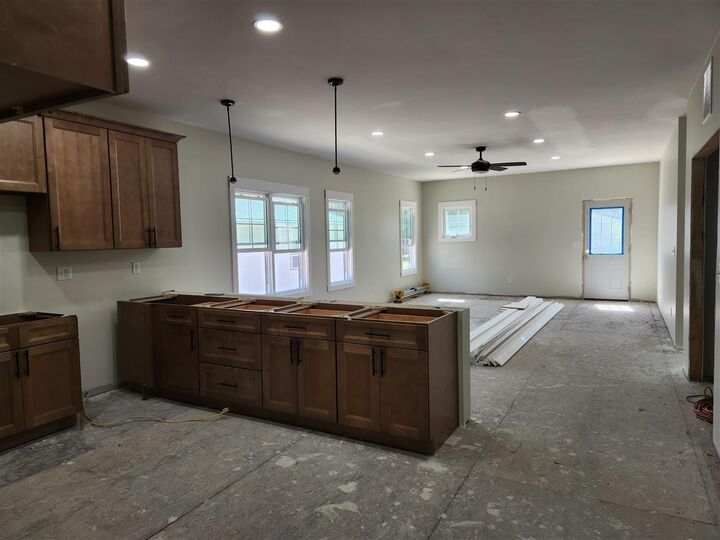 Property Photo:  407 E Main Street  IN 47330 