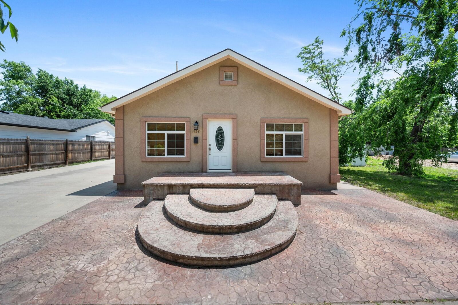 Property Photo: 1832 S Ellis St KS 67211
