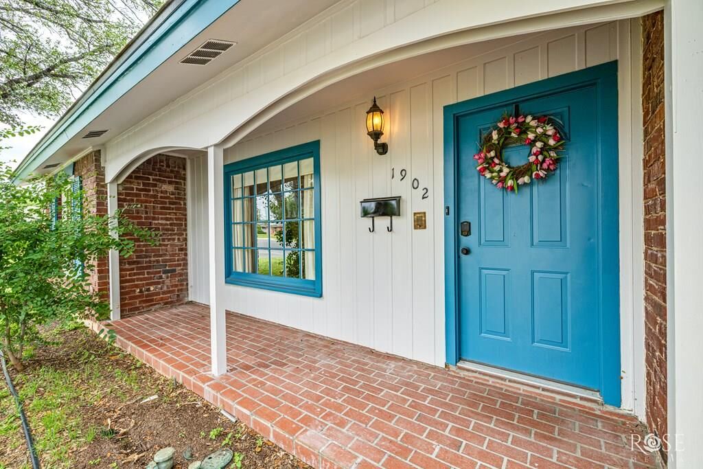 Property Photo:  1902 College Hills Blvd  TX 76904 