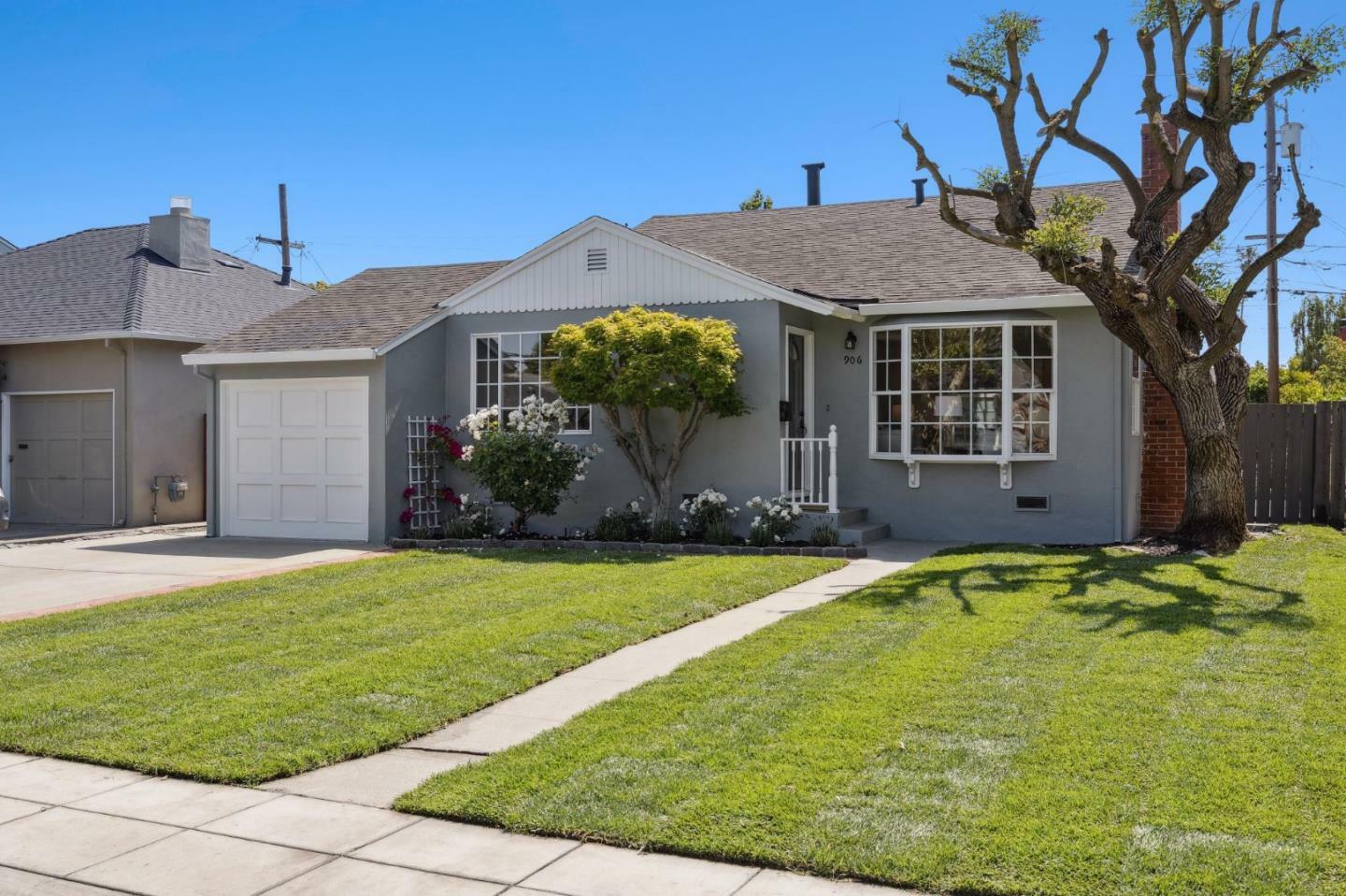 Property Photo:  906 Sunnybrae Boulevard  CA 94402 