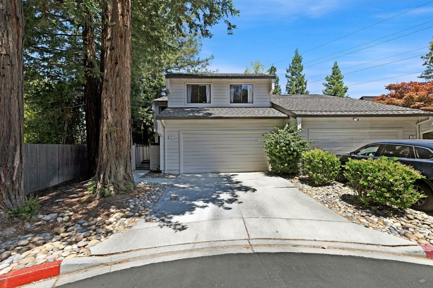 Property Photo: 109 Oakland Place CA 95032