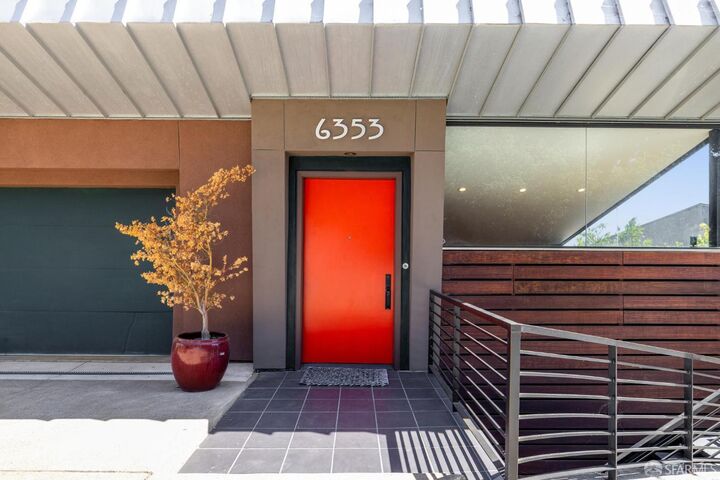 Property Photo: 6353 Skyline Boulevard CA 94611