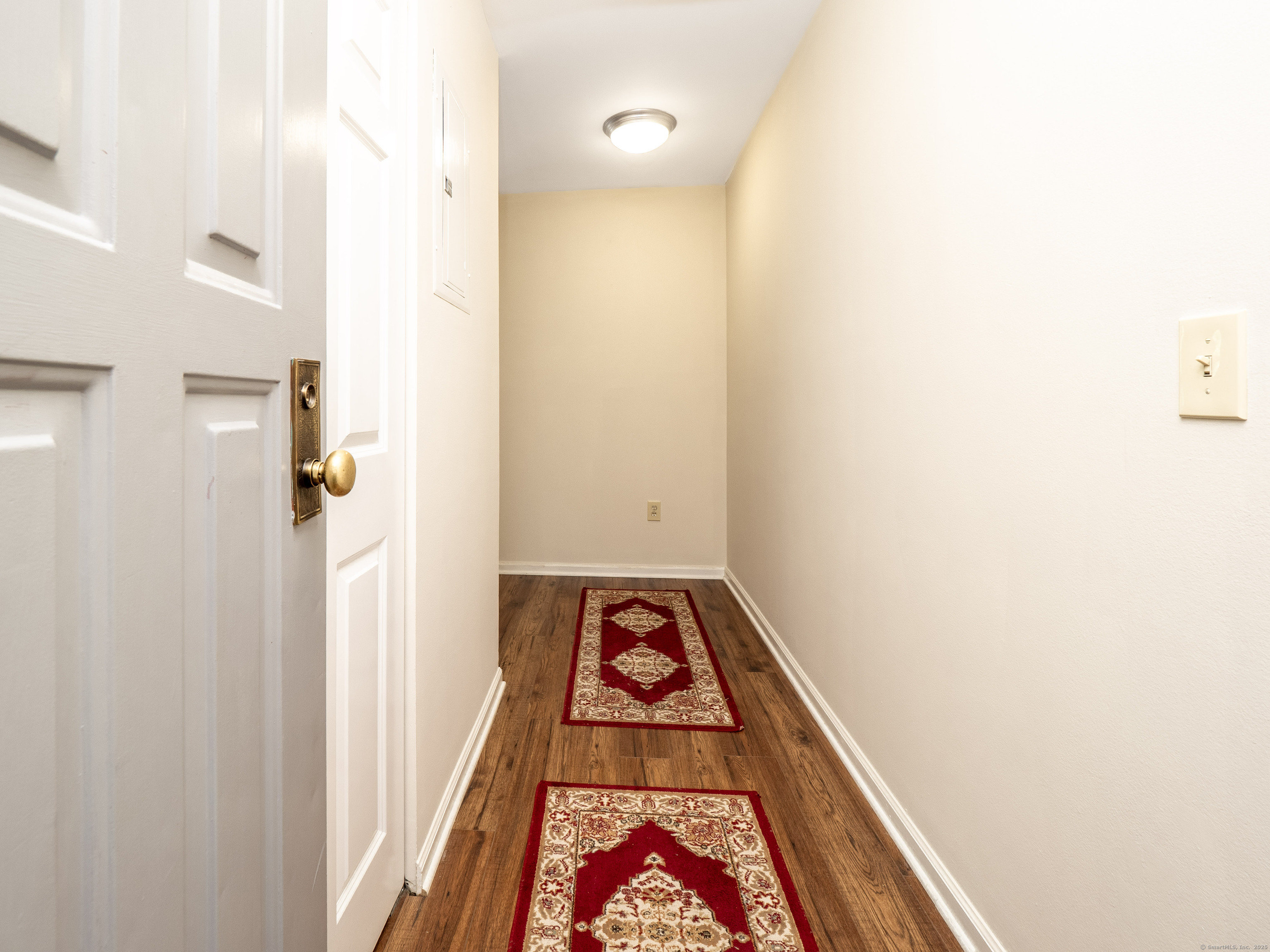 Property Photo: 25 Grand Street 156 CT 06851