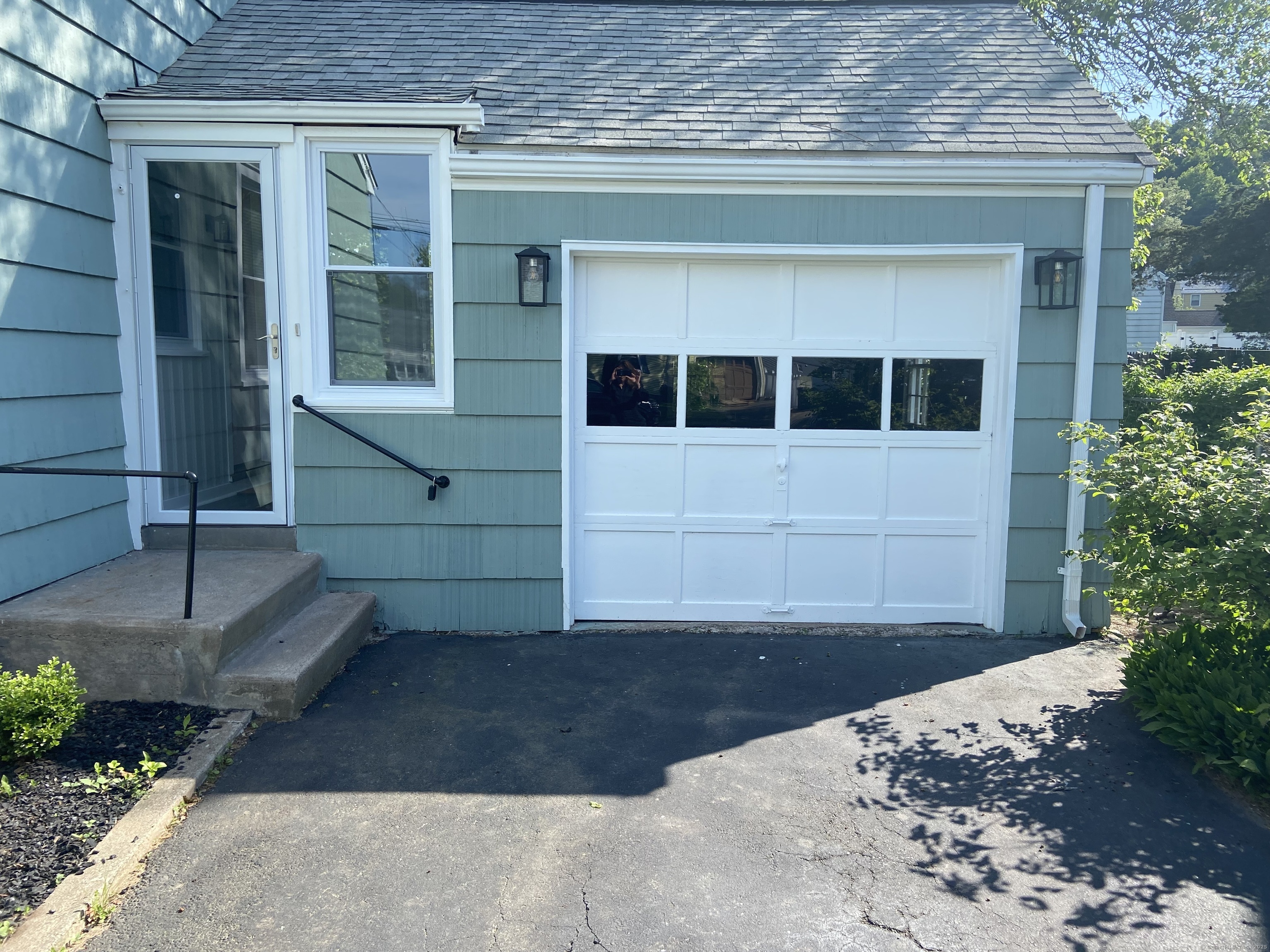 Property Photo: 29 Addison Road CT 06517