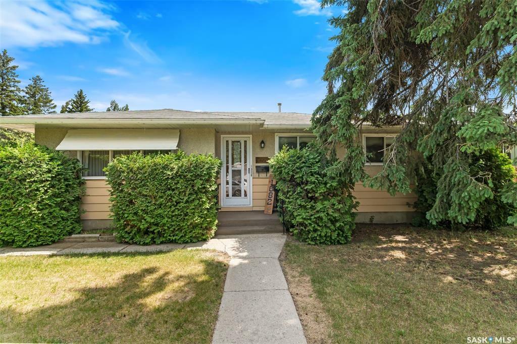 1682 Edward Avenue  Saskatoon SK S7K 3B6 photo