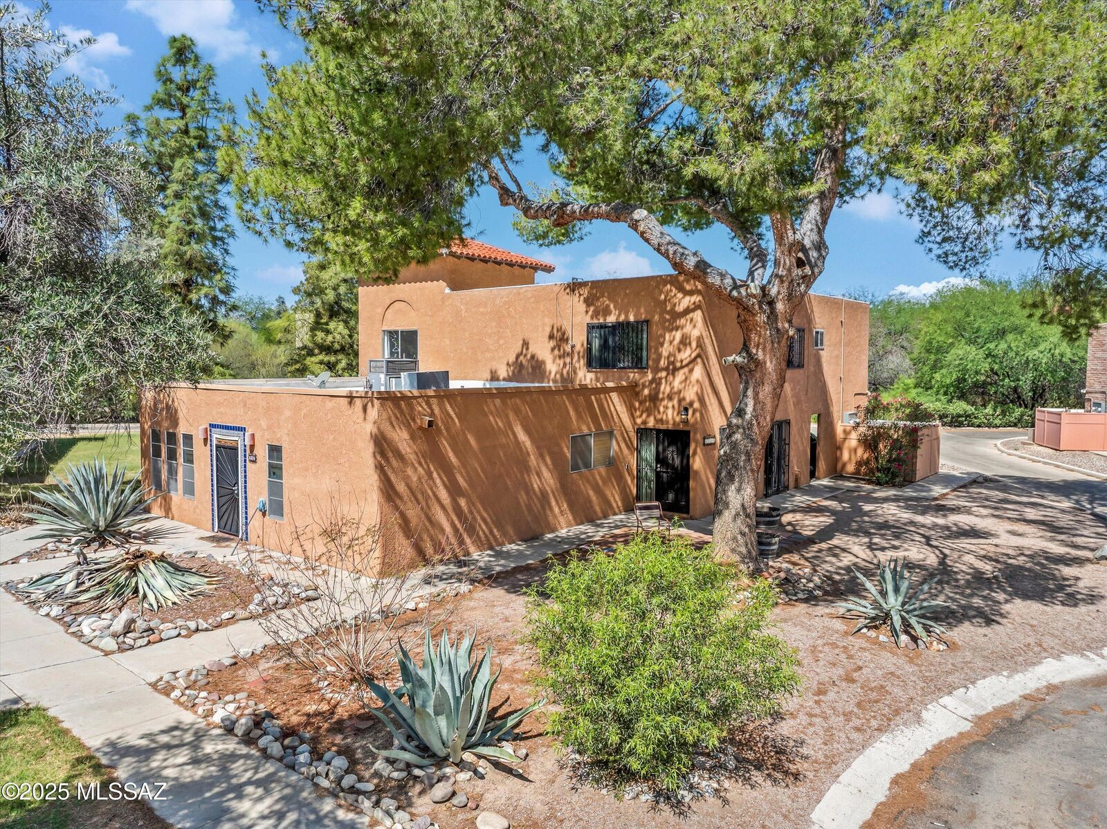 Property Photo: 6536 E Calle La Paz C AZ 85715