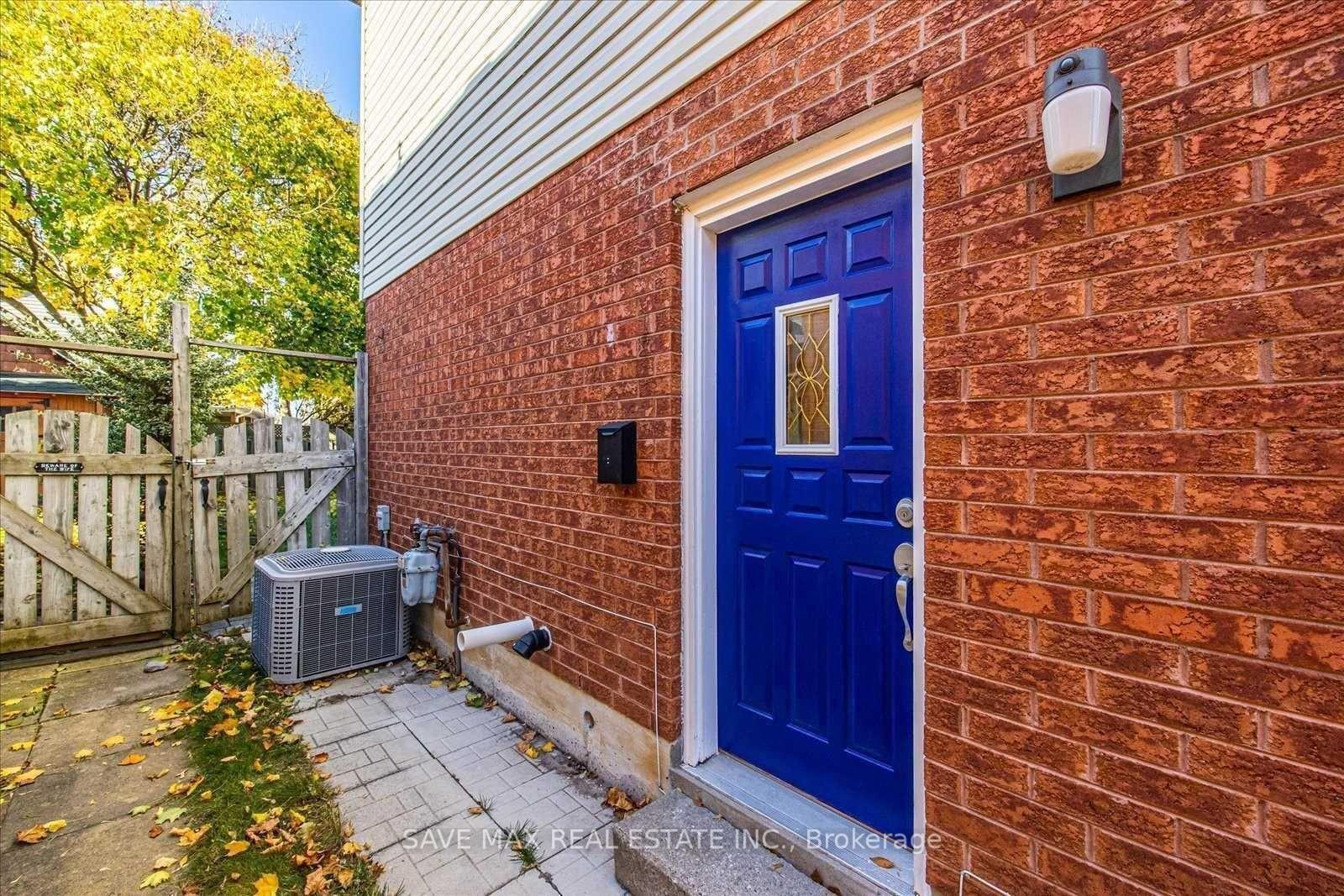 Property Photo: 2 Stephen Avenue ON L1E 1Z2
