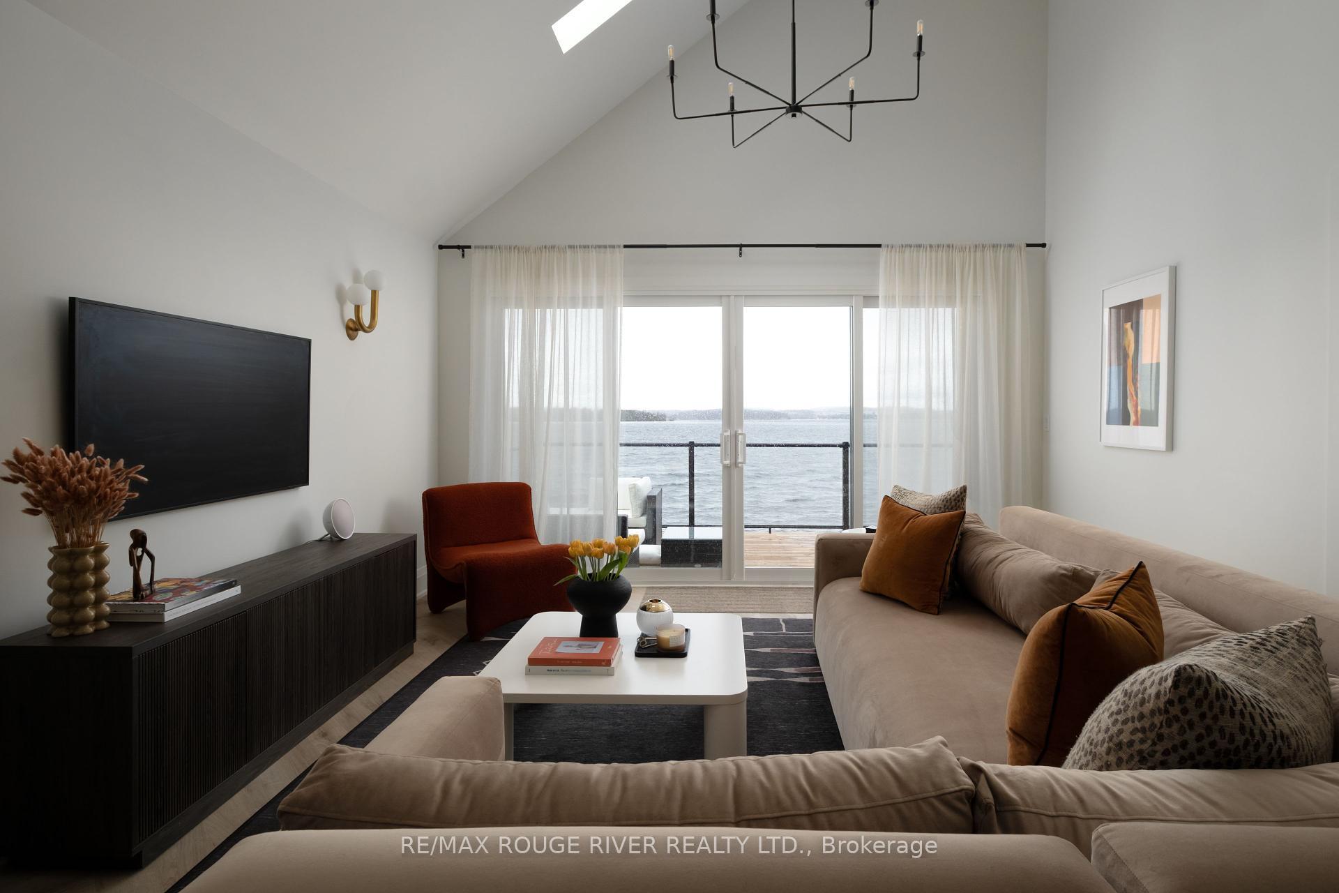 Property Photo: 68 Robins Road 204 ON K0L 1Y0