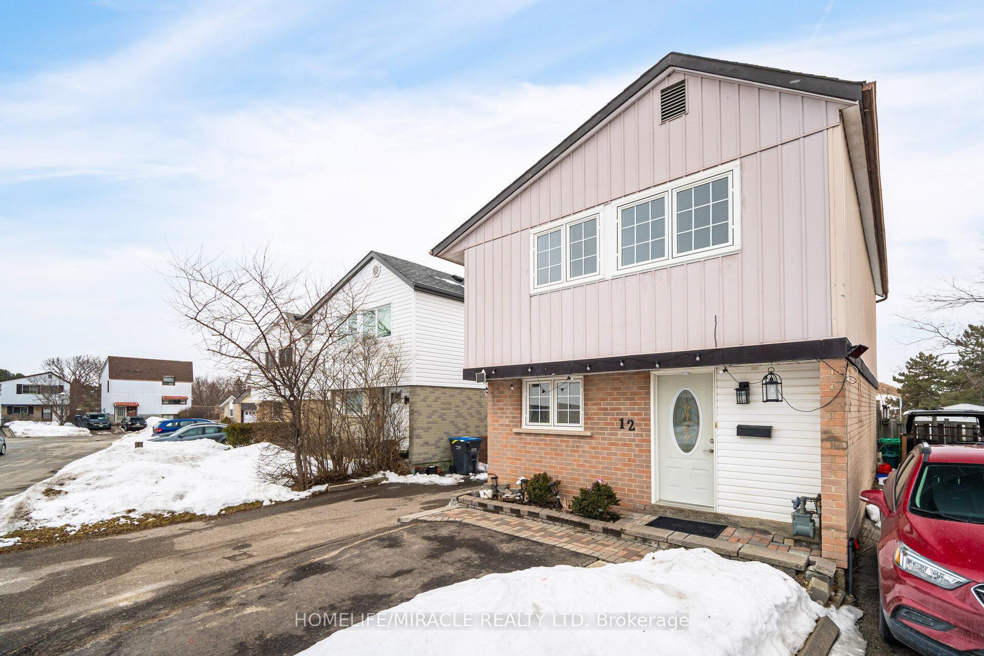 Property Photo:  12 Huckleberry Square  ON L6S 1Y2 