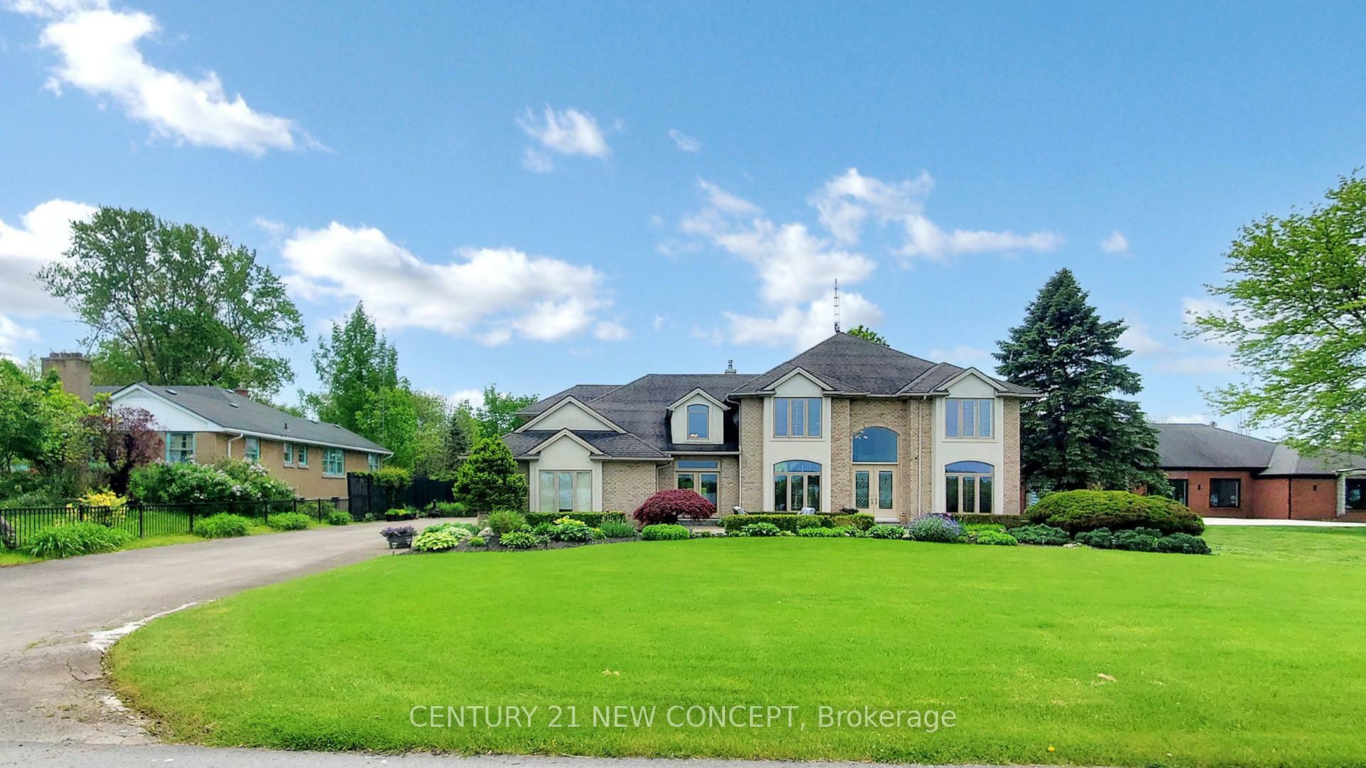 Property Photo:  2011 Niagara Parkway  ON L2A 5M4 