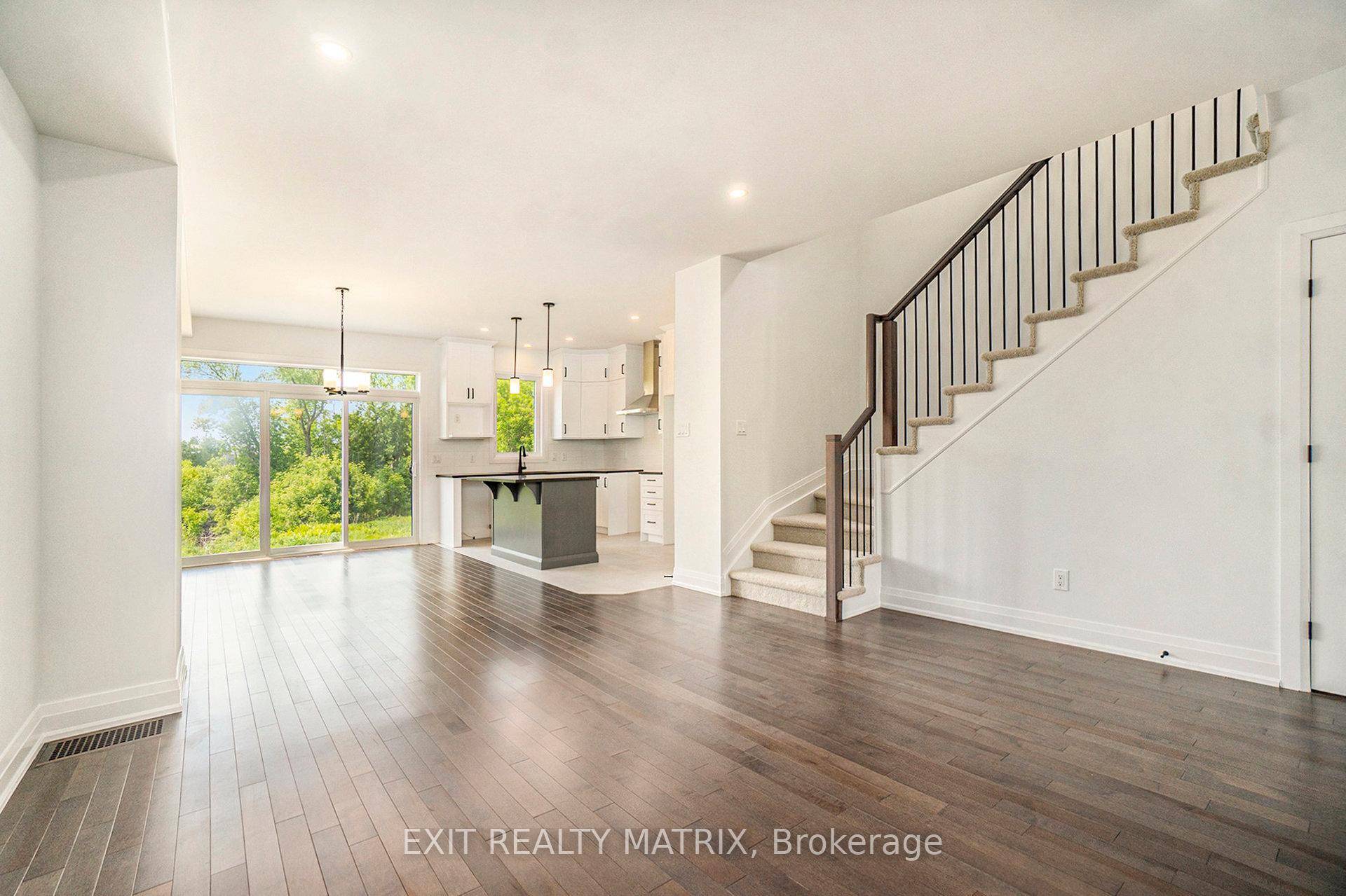 Property Photo: 966 Cologne Street ON K0A 1W0