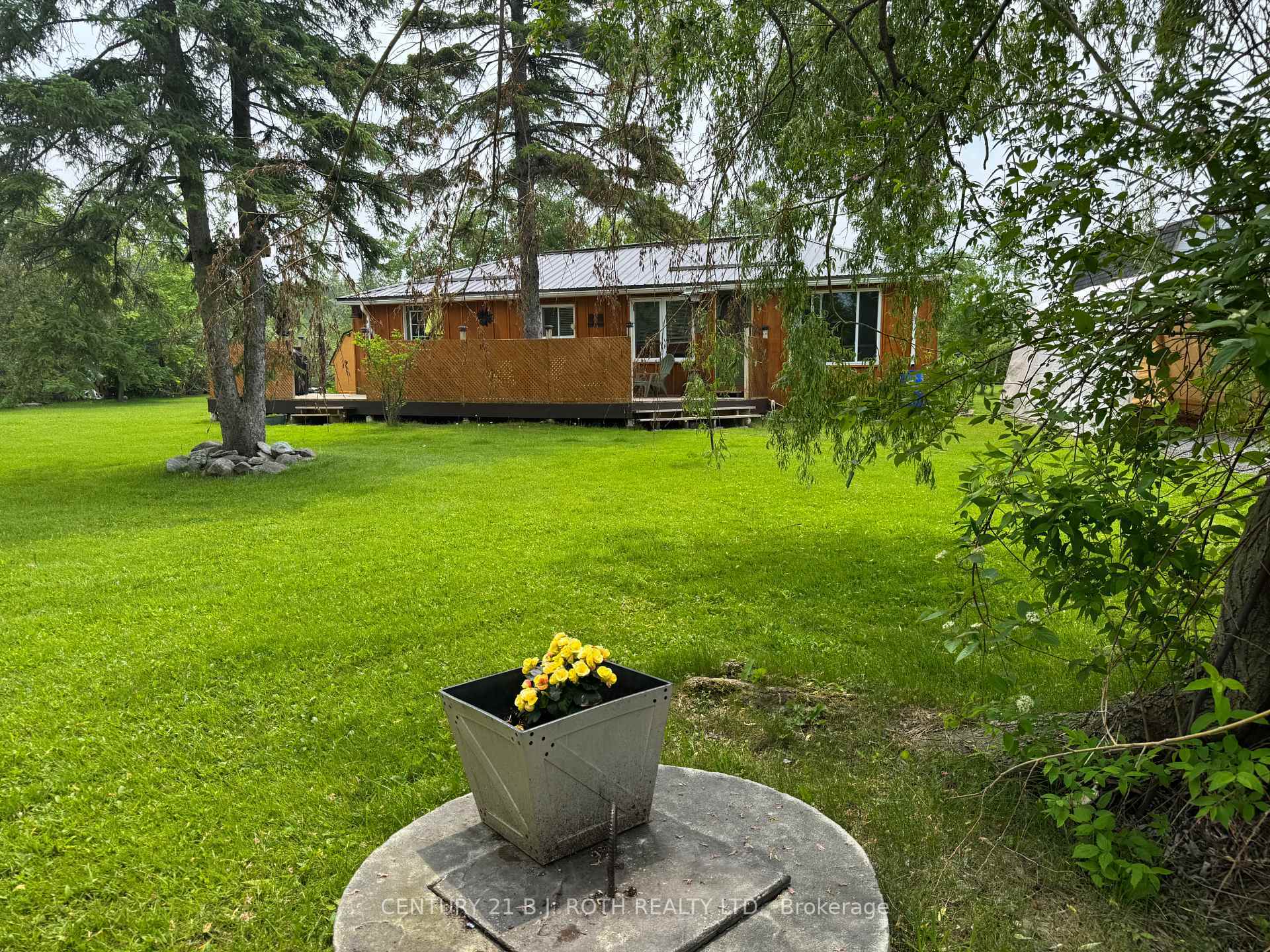 Property Photo: 68 Driftwood Shores Road ON K0M 2B0