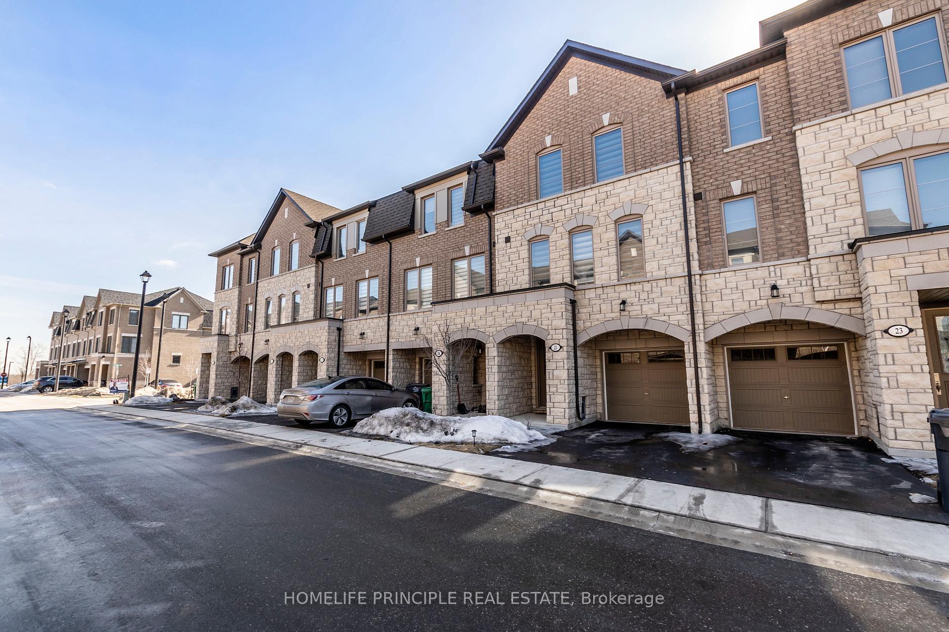 Property Photo: 21 Arcola Street ON L6P 4N7