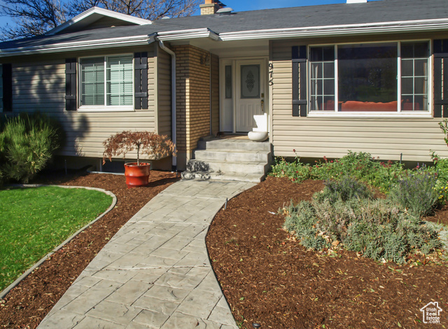 Property Photo: 975 S Canyon Breeze E UT 84020