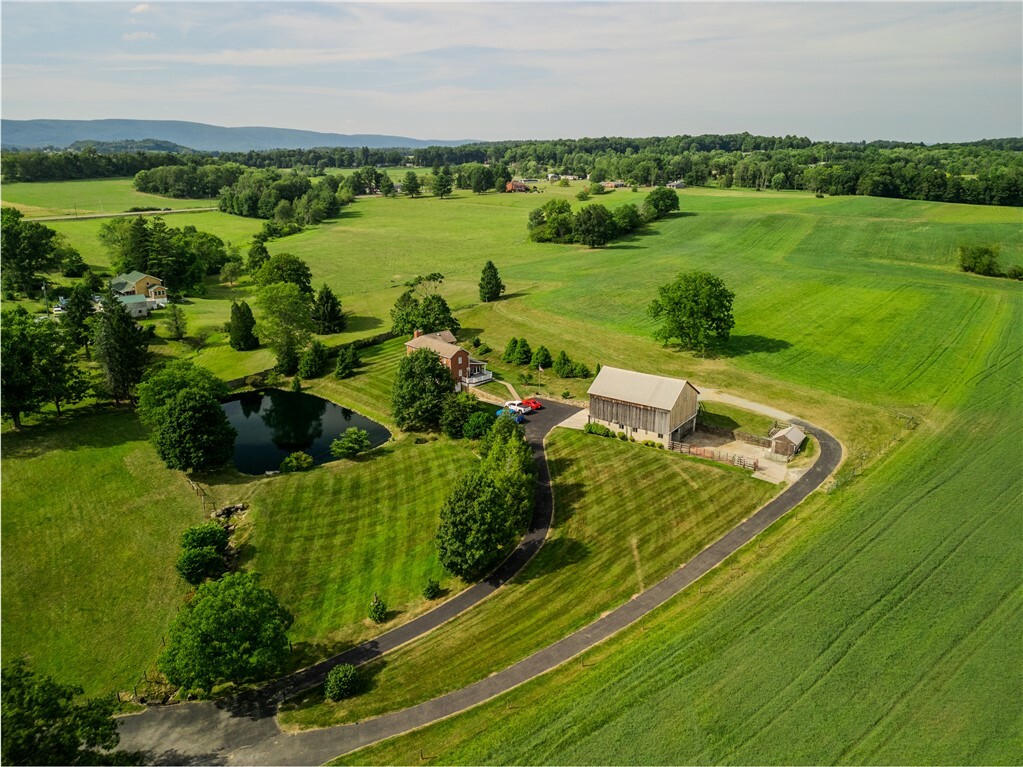 Property Photo: 440 Owl Hollow Rd PA 15658