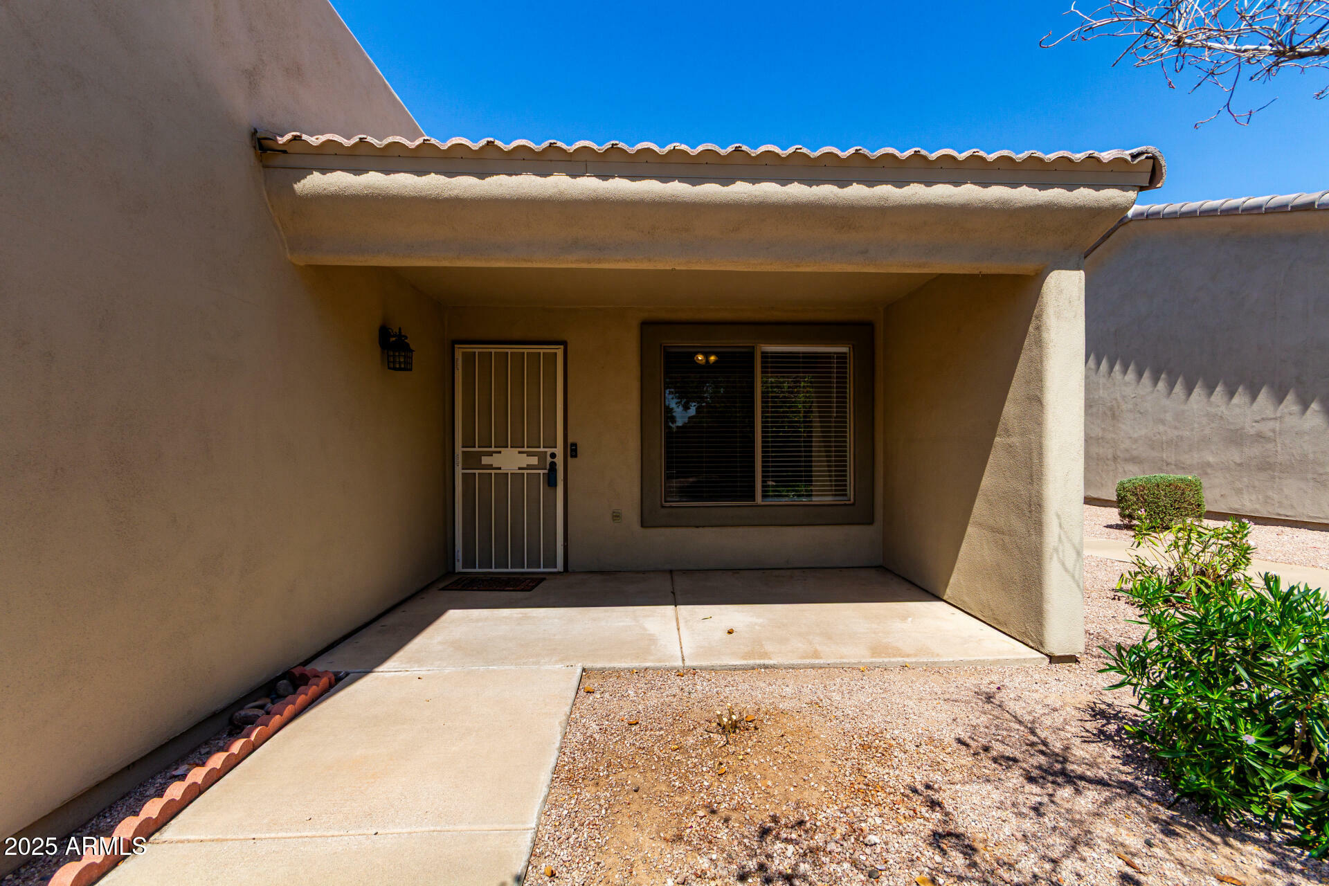 Property Photo:  64 N 63rd Street 25  AZ 85205 