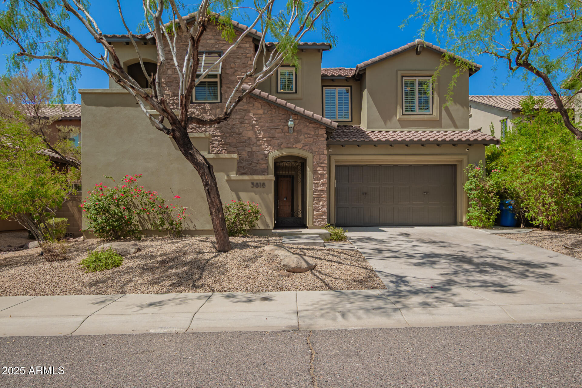 3818 E Quail Avenue  Phoenix AZ 85050 photo