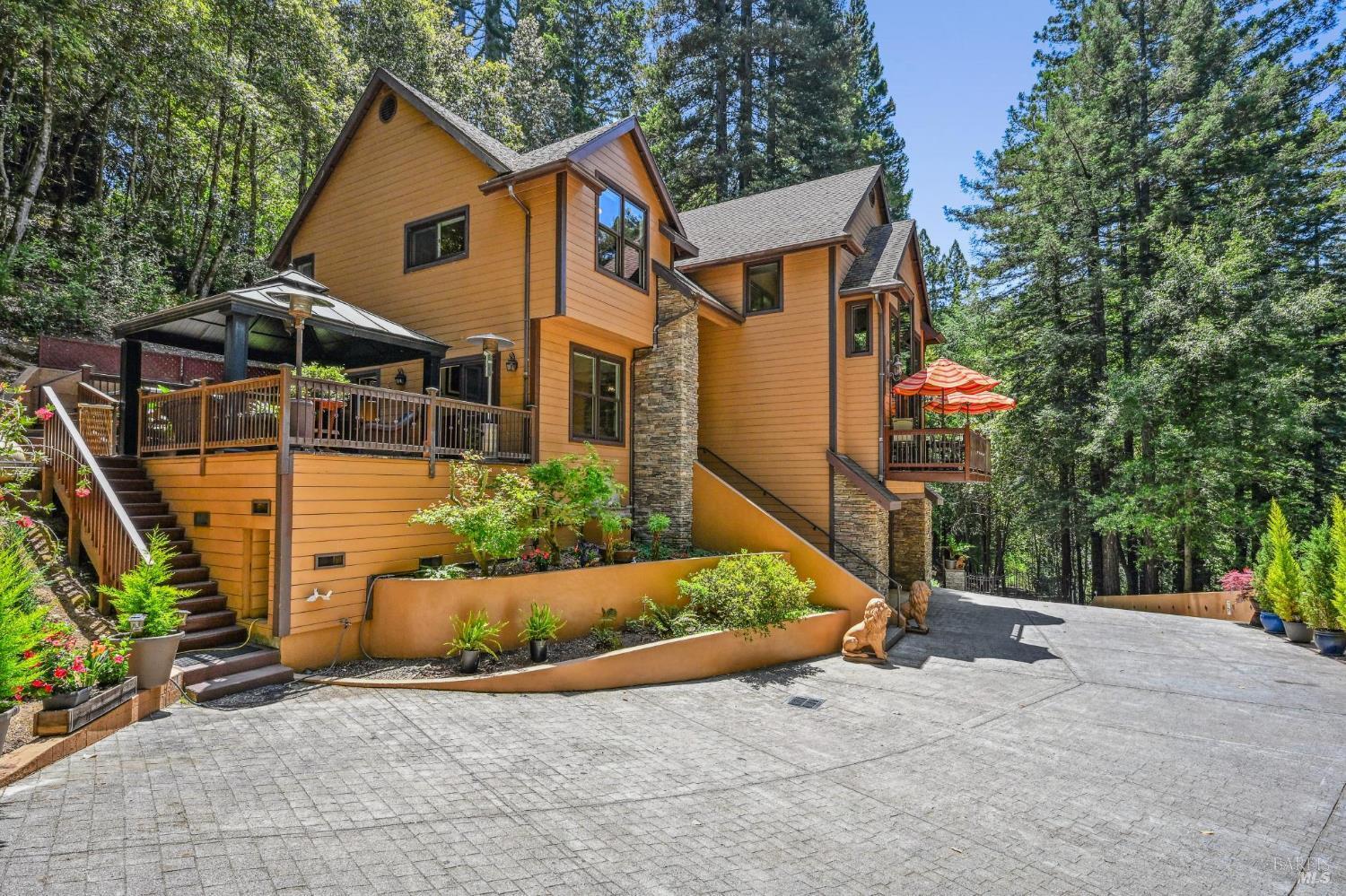 Property Photo: 15989 Fern Way CA 95446