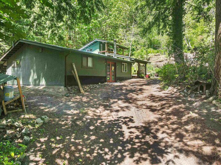 Photo de la propriété: 4139 Slesse Road BC V4Z 1B3