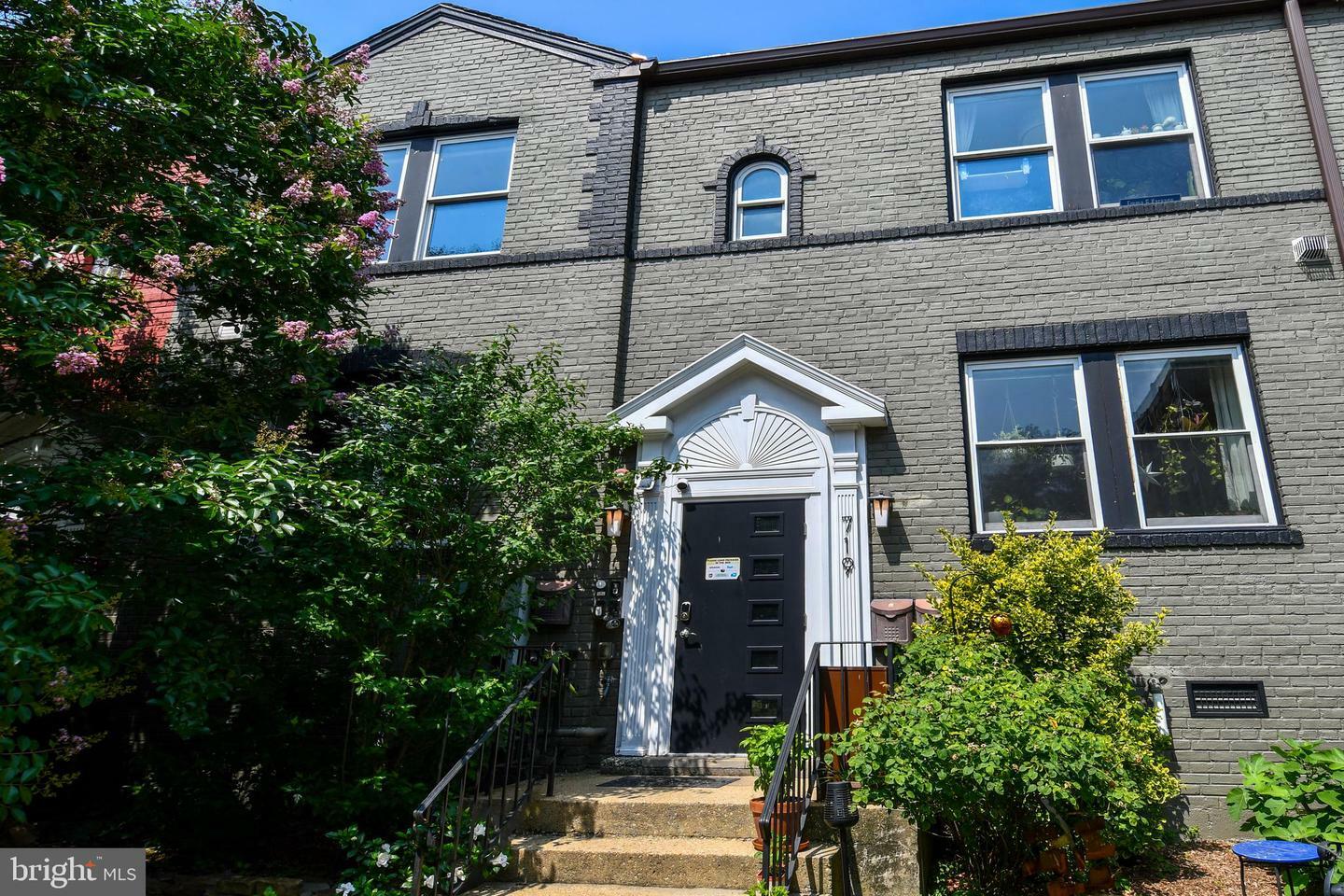 Property Photo: 719 12th Street SE 3 DC 20003