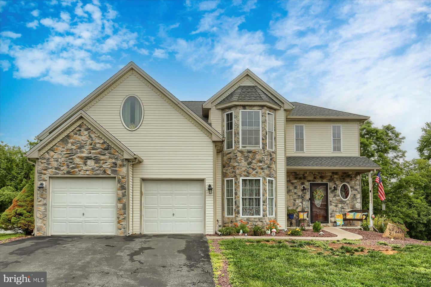 648 Copper Circle  Lewisberry PA 17339 photo