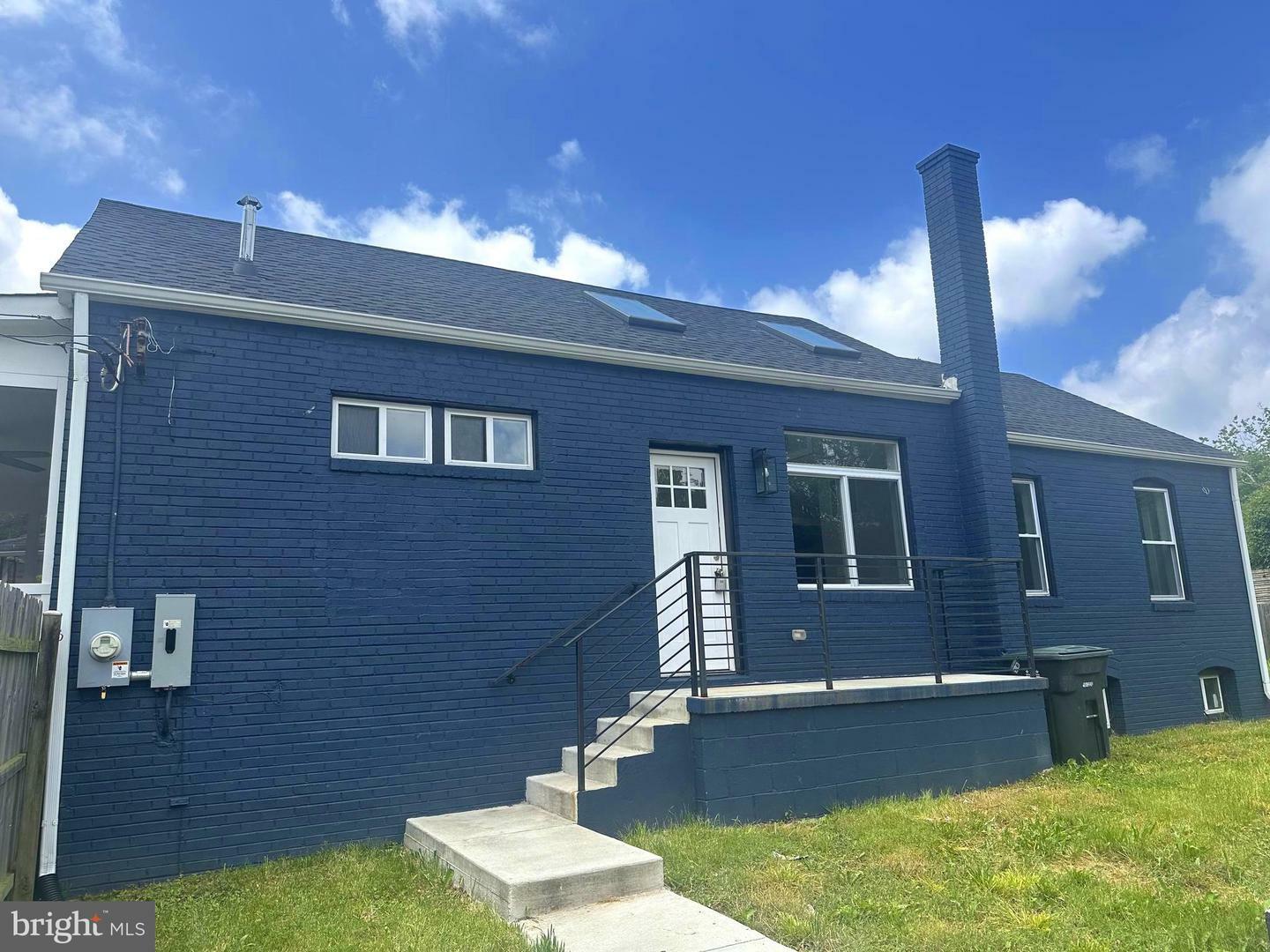 Property Photo: 2920 Vista Street NE DC 20018
