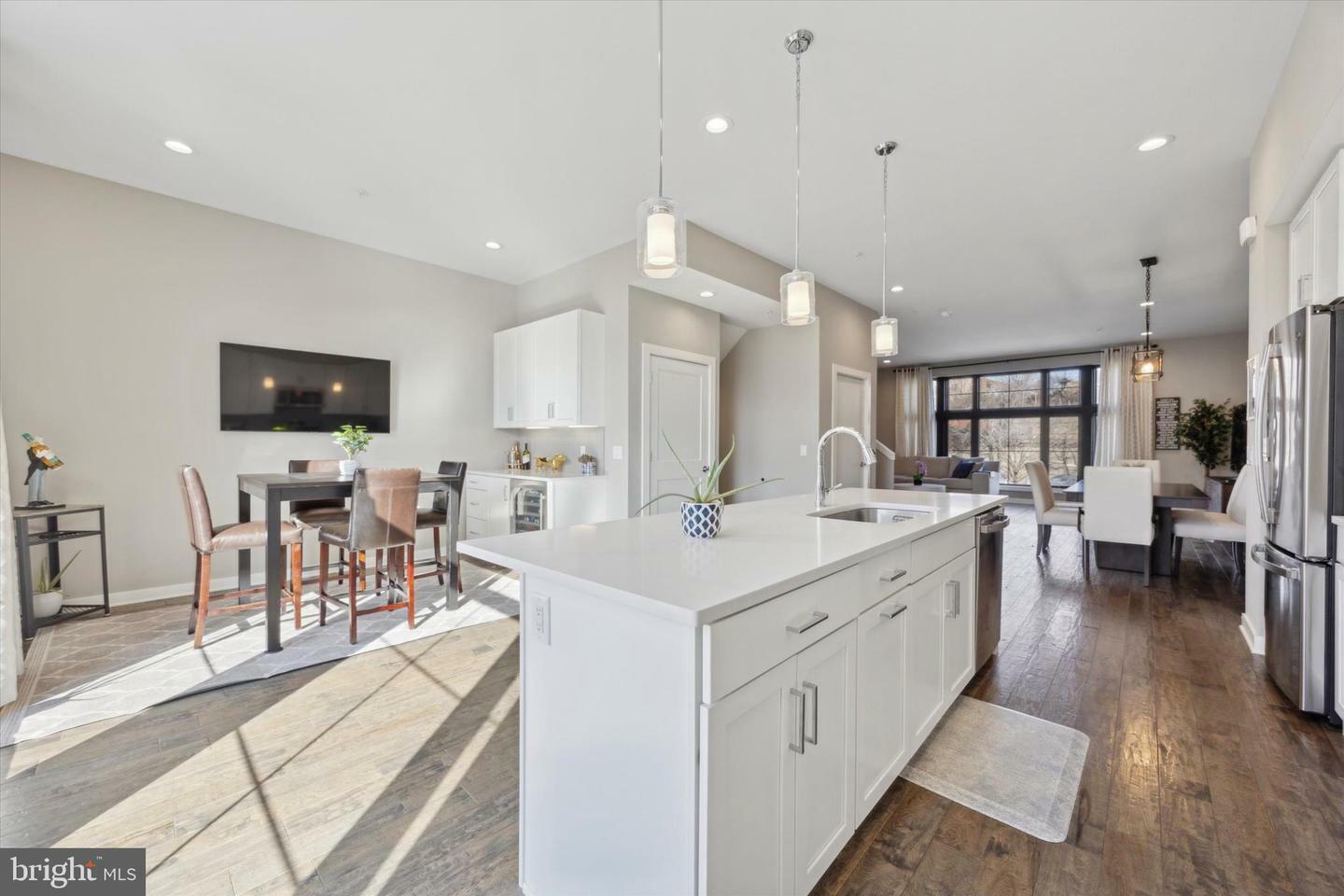 Property Photo: 4537 Riverside Way PA 19127