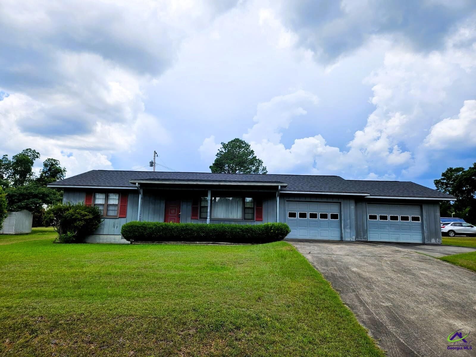 Property Photo:  17 Arbor Drive  GA 31036 