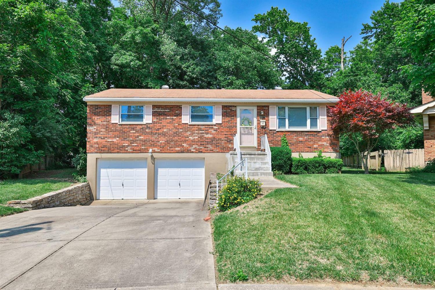 Property Photo: 10678 Breedshill Drive OH 45231
