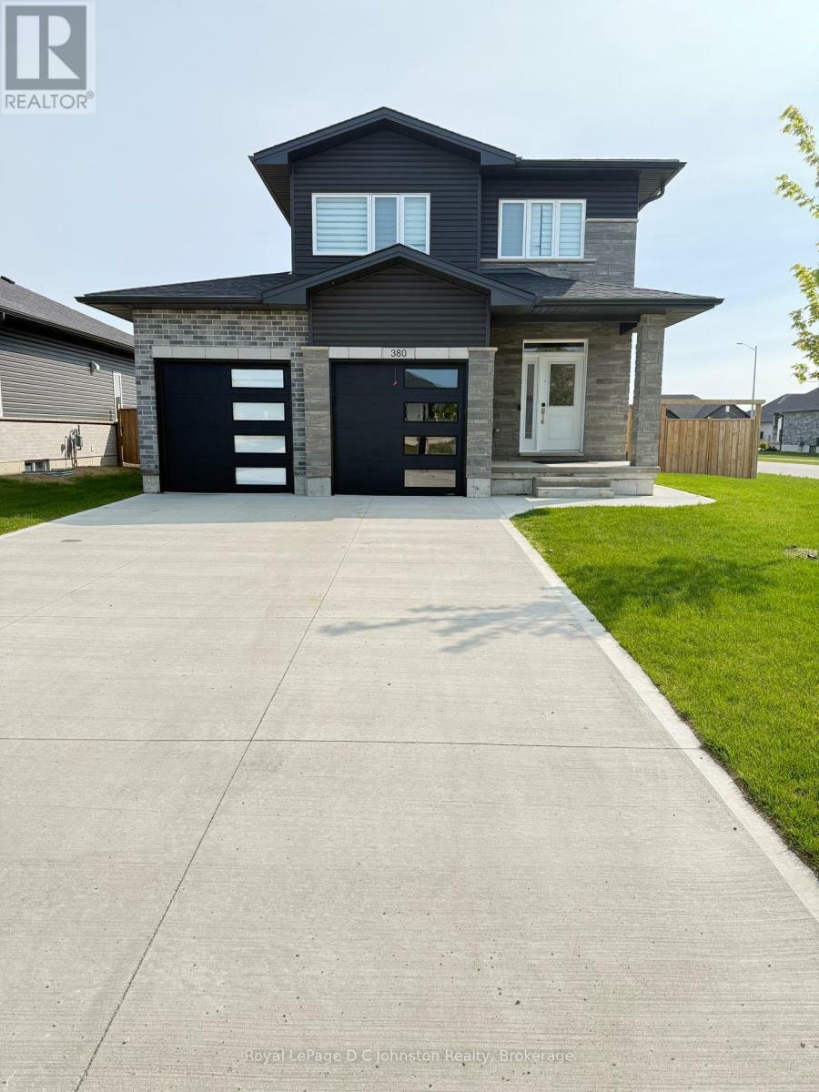 380 Mary Rose Avenue  Saugeen Shores ON N0H 2C3 photo