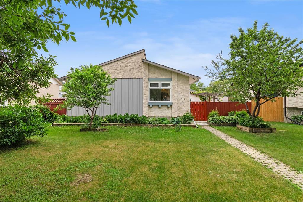 15 Mutchmor Close  Winnipeg MB R2K 3R5 photo