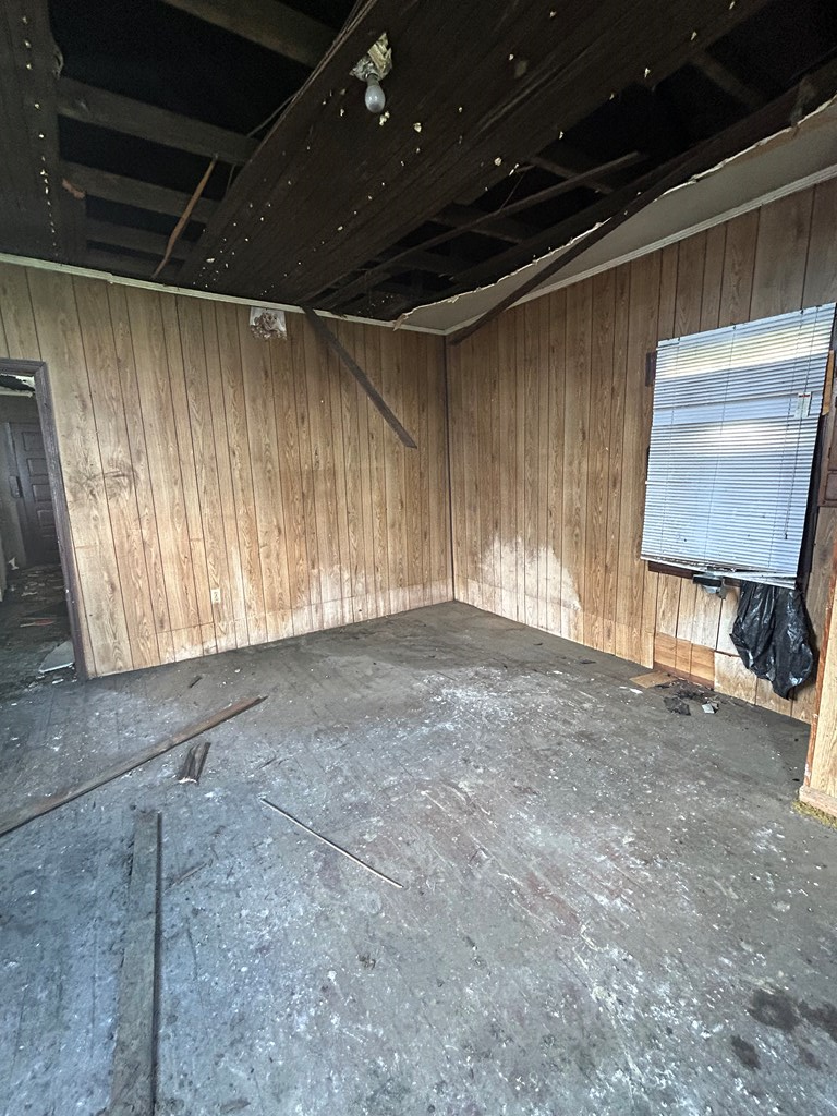 Property Photo: 712 S 8th St GA 31015