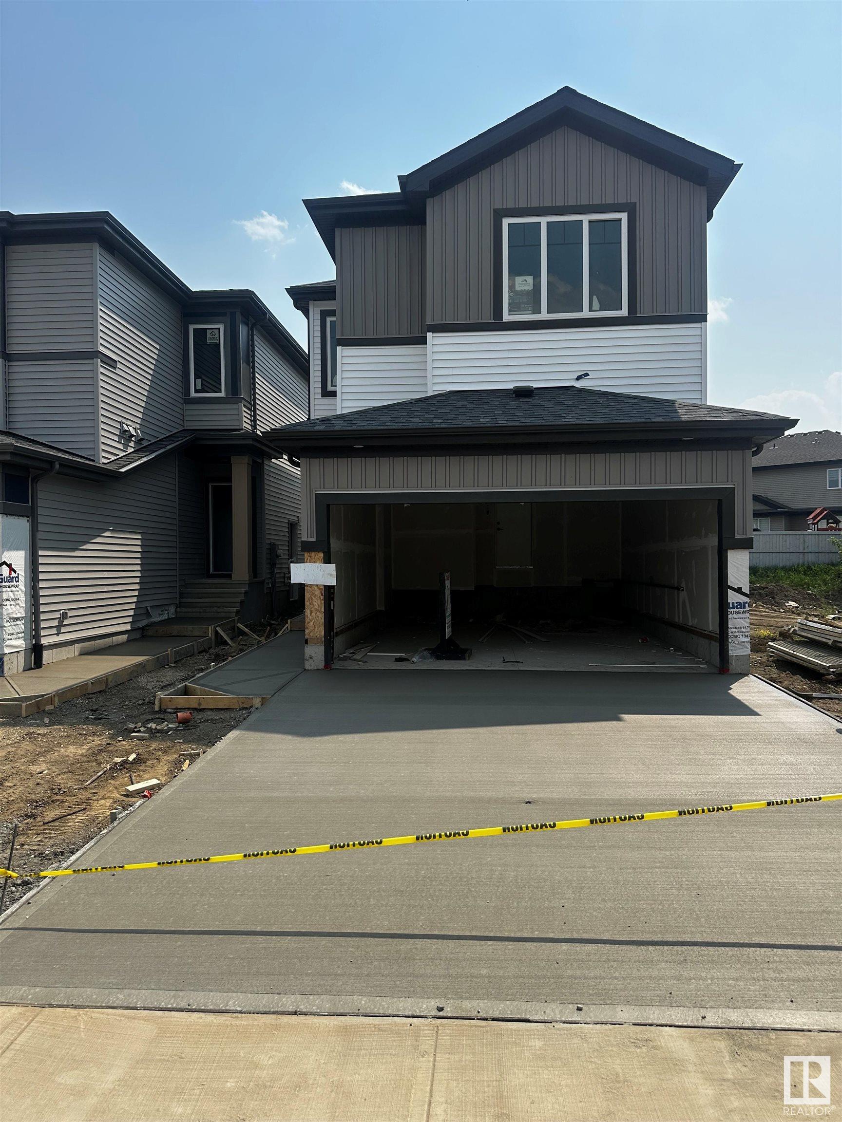 8723 181 Avenue NW  Edmonton AB T5Z 0X2 photo