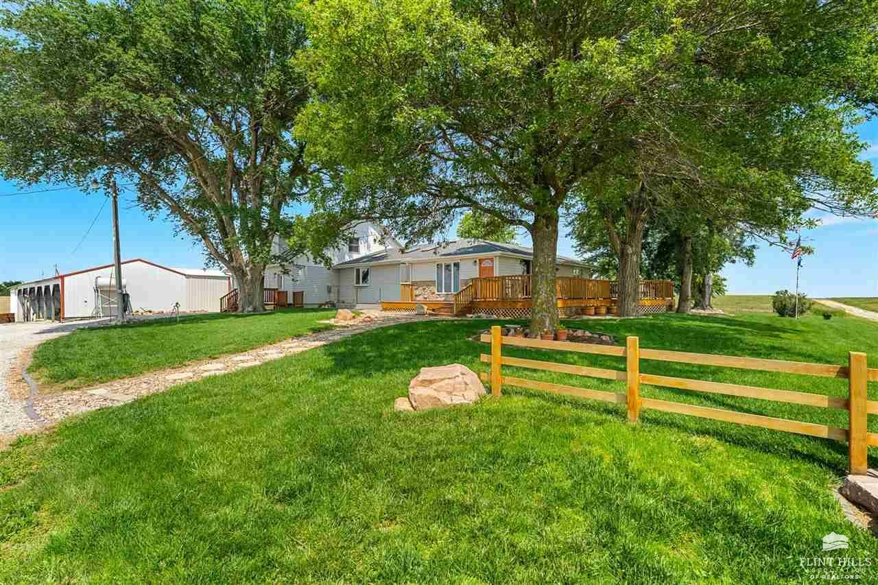 Property Photo:  845 C Road  KS 66415 