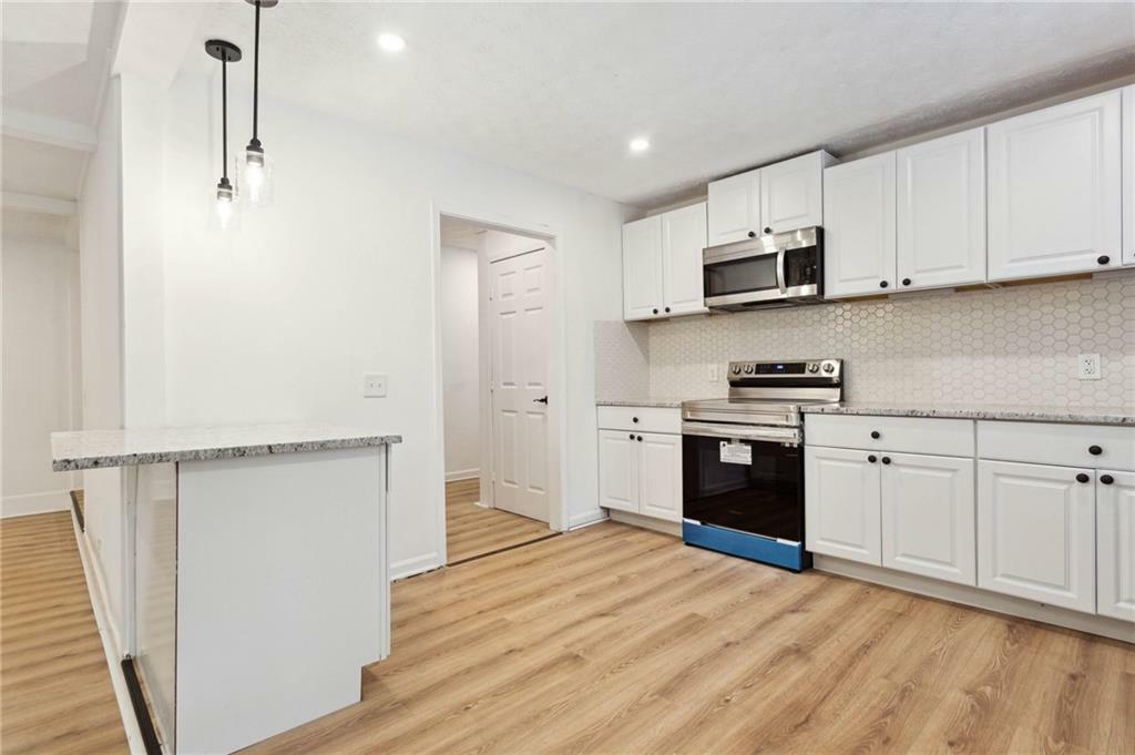 Property Photo: 383 Oakridge Drive GA 30121