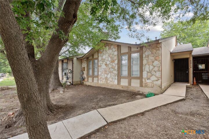 Property Photo: 6839 Neston Drive TX 78239