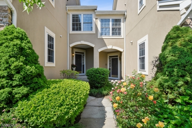 Property Photo: 6 Glattly Dr NJ 07834