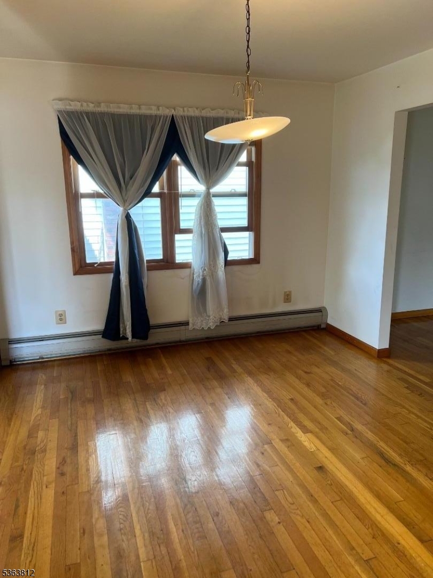 Property Photo: 152 Glenwood Ct NJ 07083