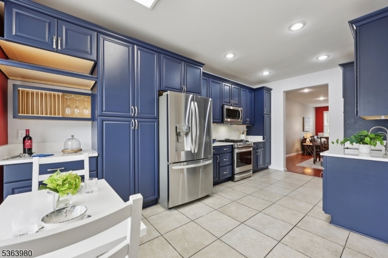 Property Photo: 504 Coventry Dr NJ 07110