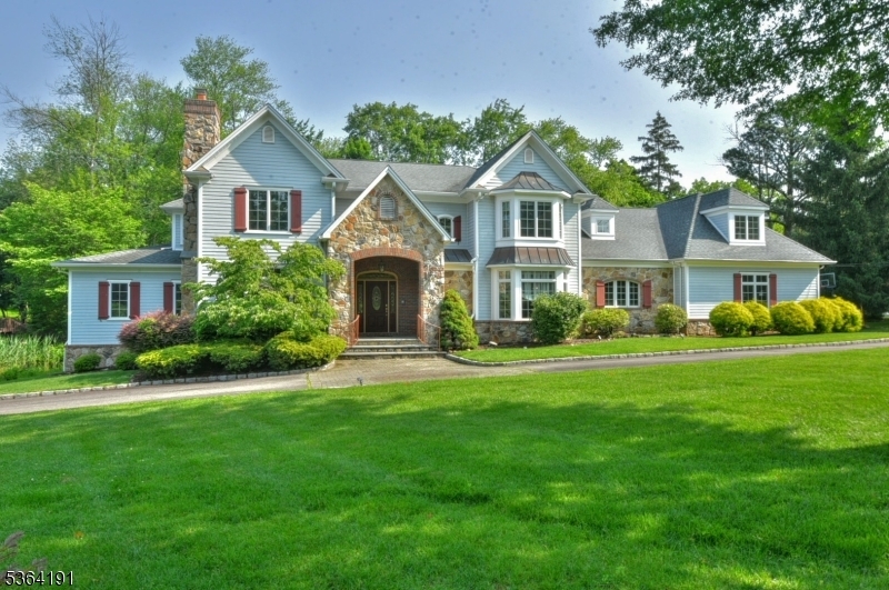 25 Stonybrook Dr  North Caldwell Boro NJ 07006 photo