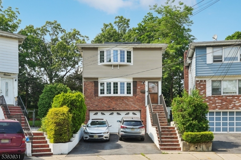 Property Photo: 9 Lee Ct NJ 07040