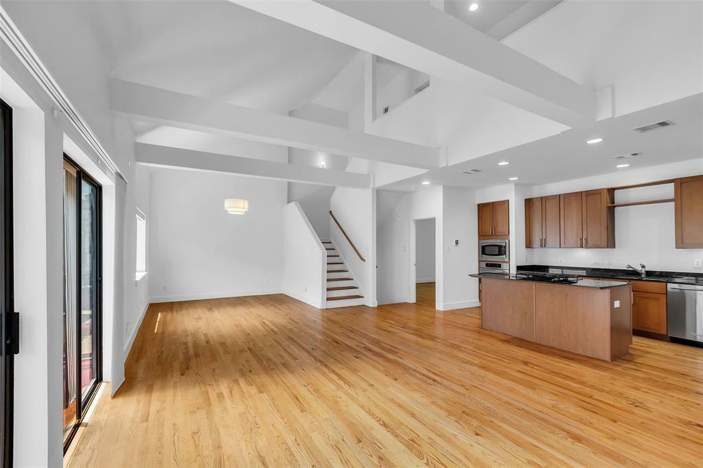 Property Photo:  4509 Eigel Street B  TX 77007 
