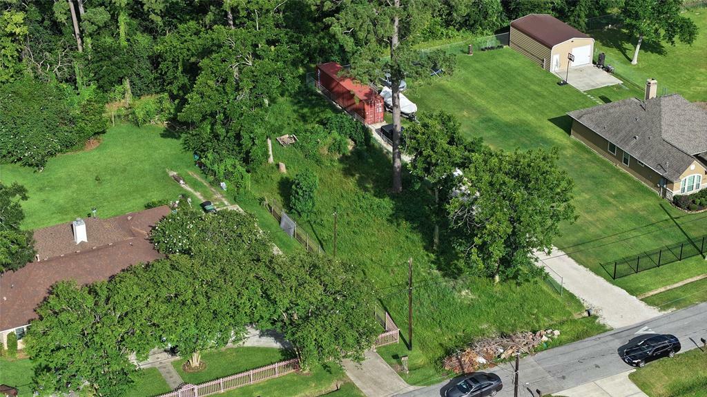 Property Photo: 7208 Hoffman Street TX 77028