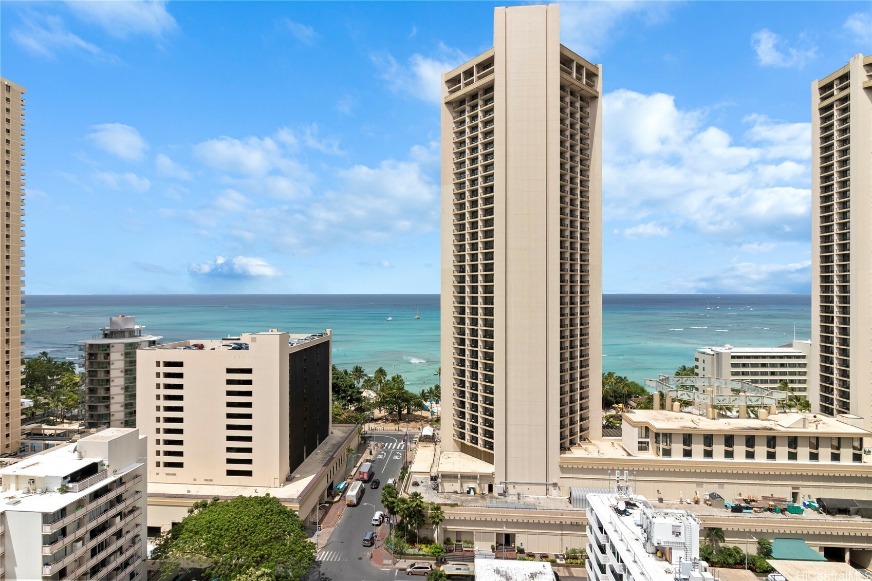Property Photo: 2427 Kuhio Avenue 2103 HI 96815