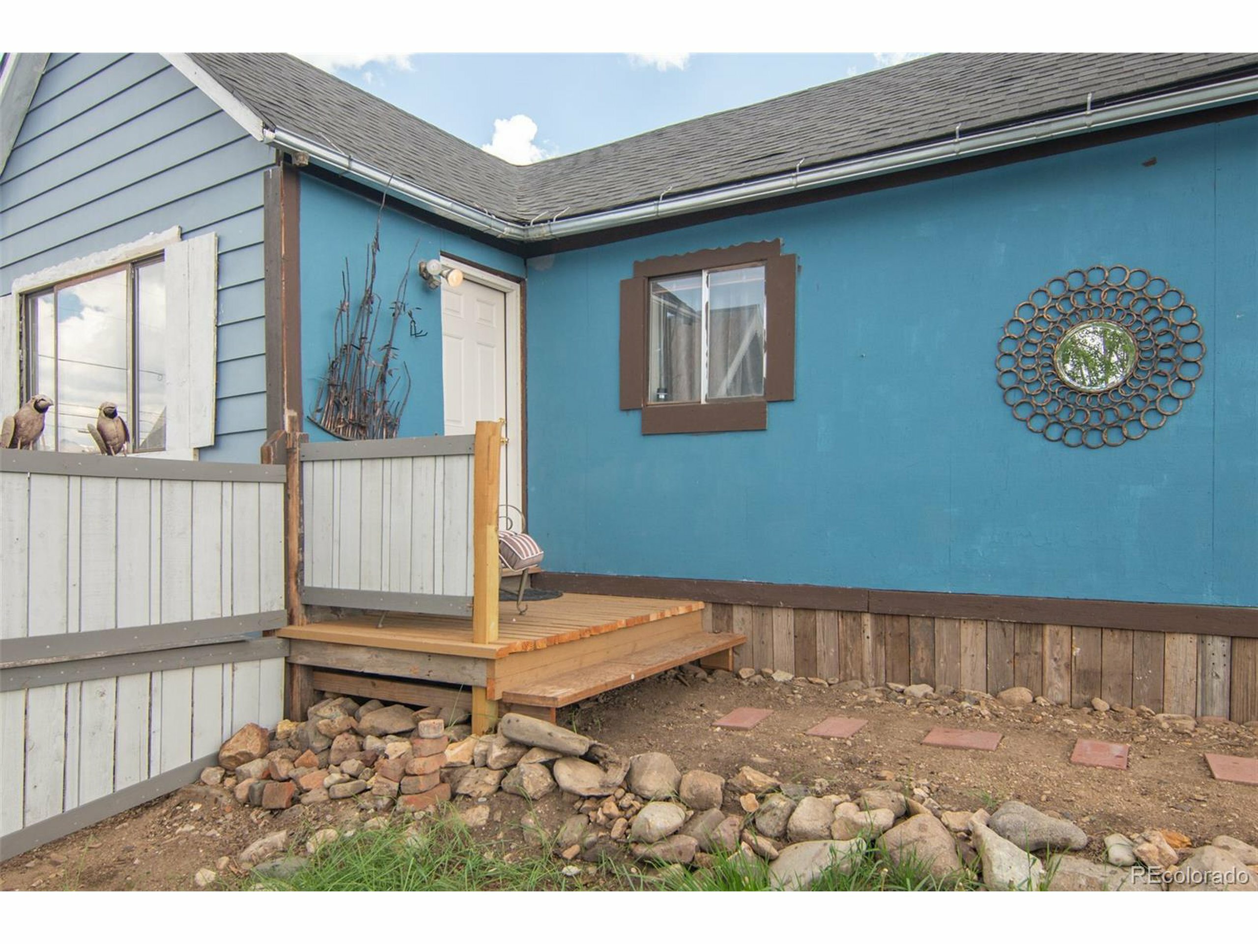 Property Photo: 704 E 6th St CO 80461