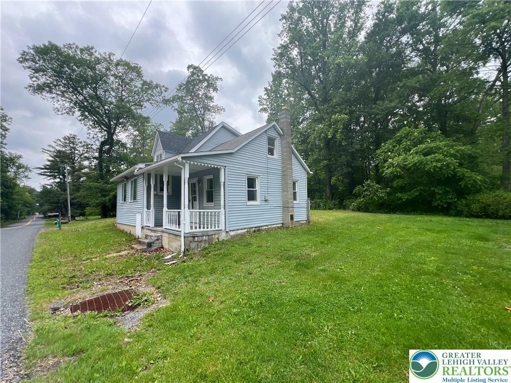 Property Photo: 162 W Mountain Road PA 18091