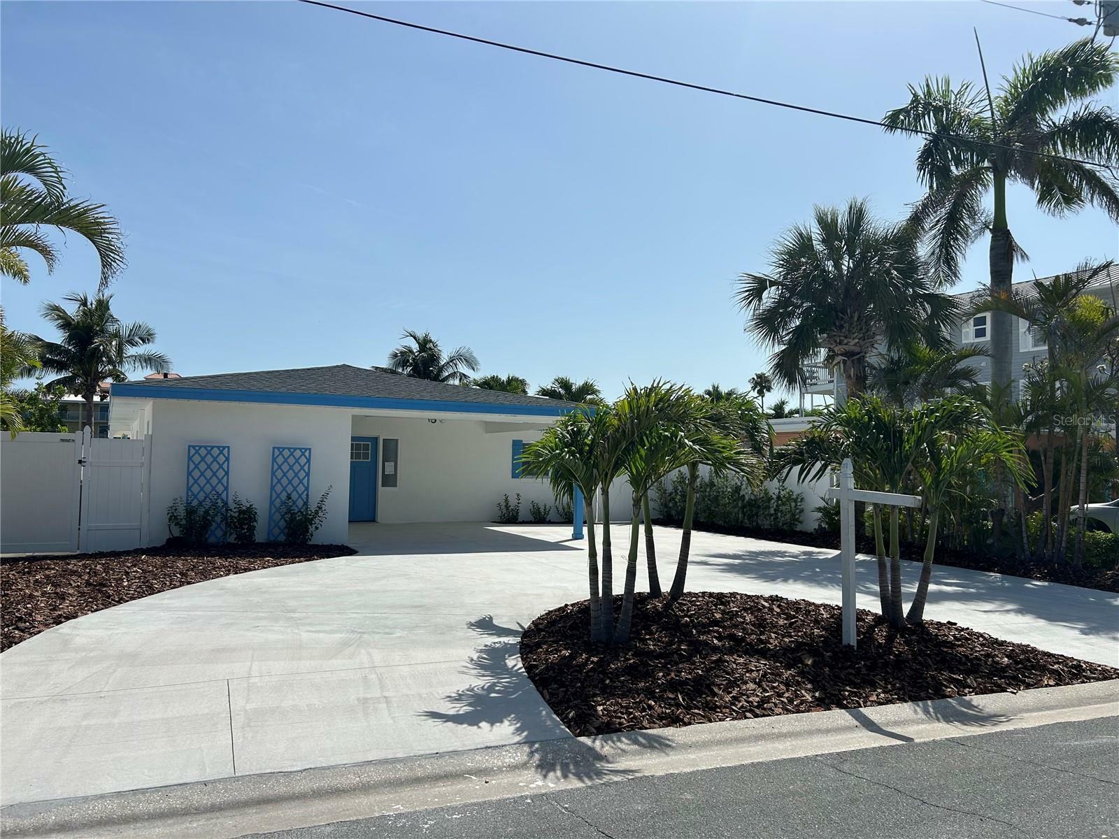 Property Photo:  11110 1st Street E  FL 33706 